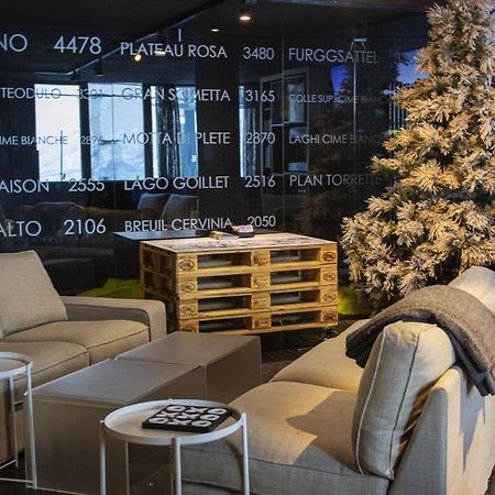 Base Camp Alpine Apartments 布勒伊-切尔维尼亚 外观 照片