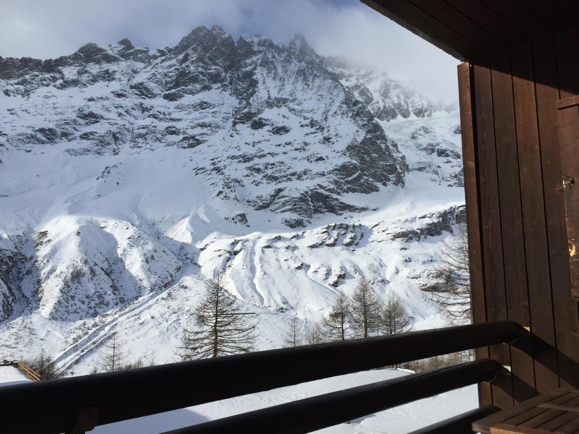 Base Camp Alpine Apartments 布勒伊-切尔维尼亚 客房 照片