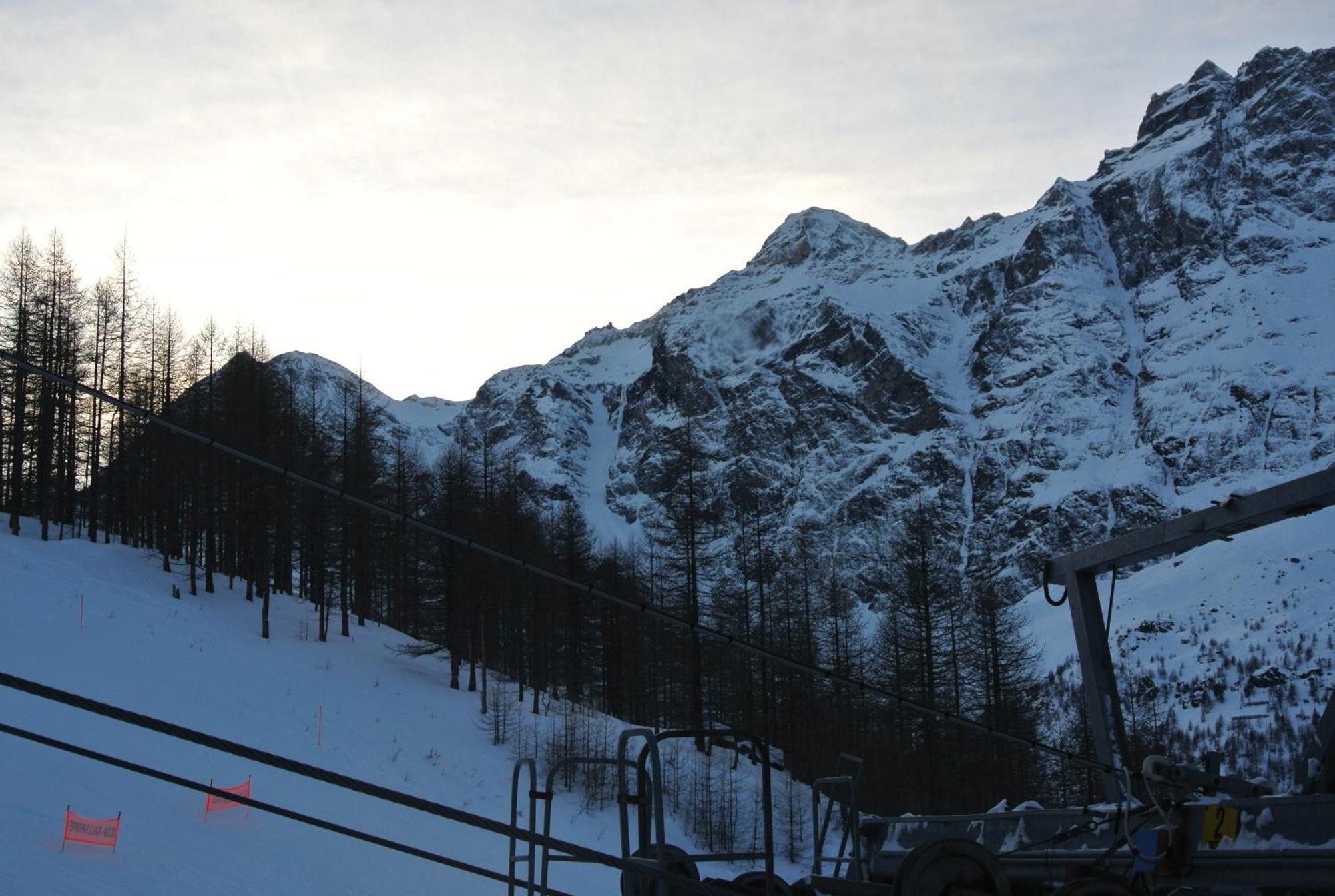 Base Camp Alpine Apartments 布勒伊-切尔维尼亚 客房 照片