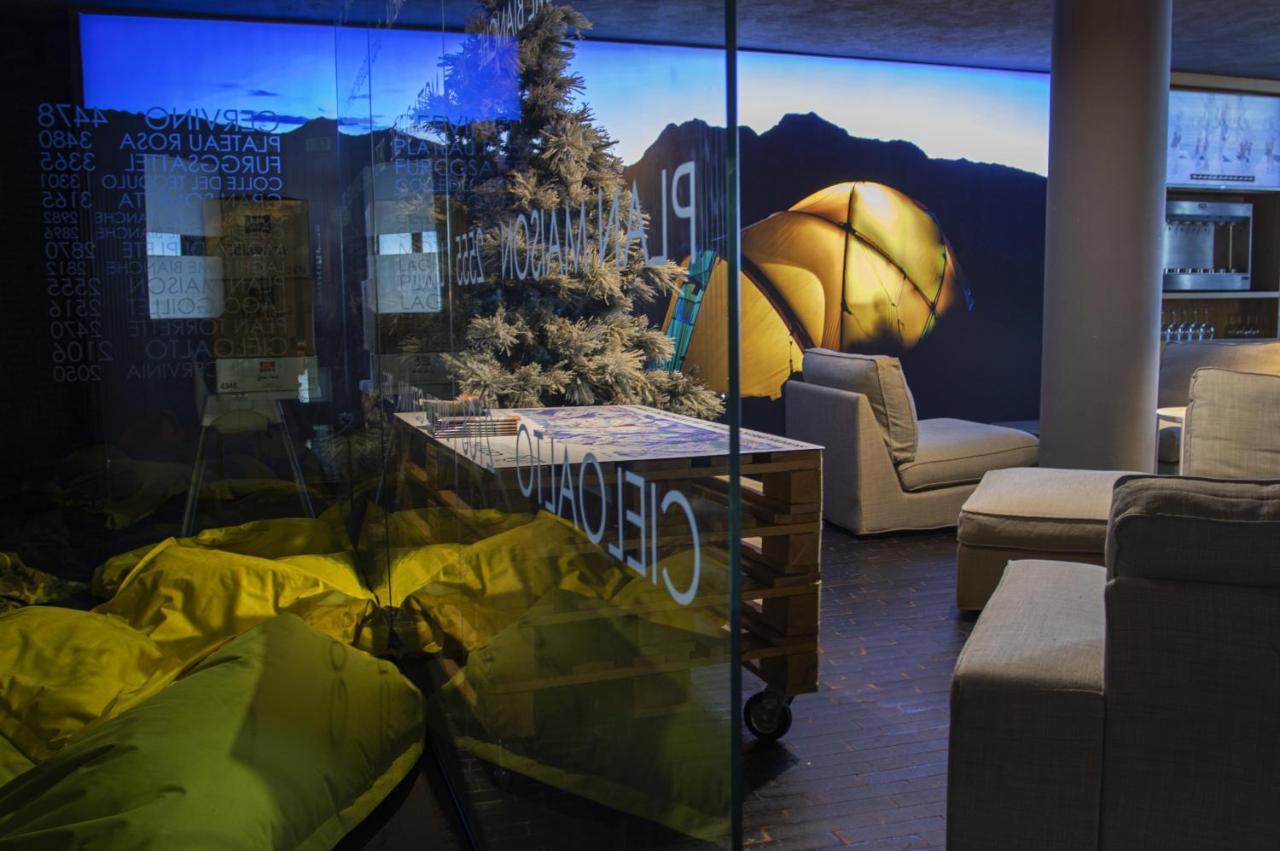 Base Camp Alpine Apartments 布勒伊-切尔维尼亚 外观 照片